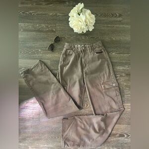 S.O.N.G. 90’s boyfriend cargo jean, size 0